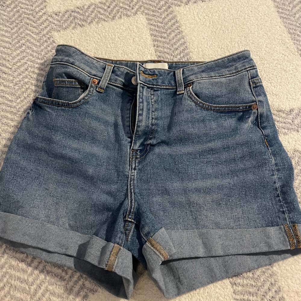 Jean shorts with cuff
